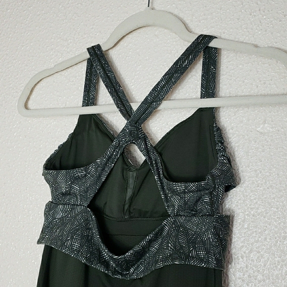 Lululemon Athletica Wrap It Up Tank Leaf Print Twist Jazzy White Gator Green 6 - Picture 10 of 17